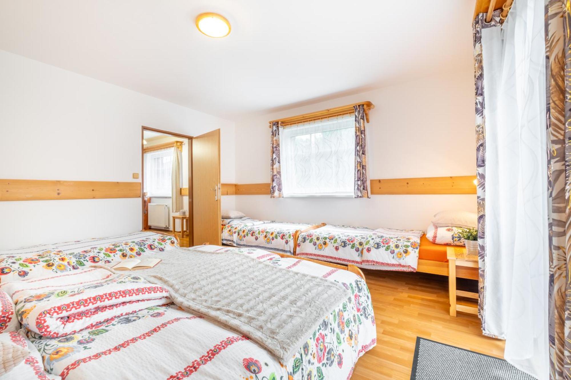 Apartmany Iwona Рокитніце-над-Їзероу Екстер'єр фото